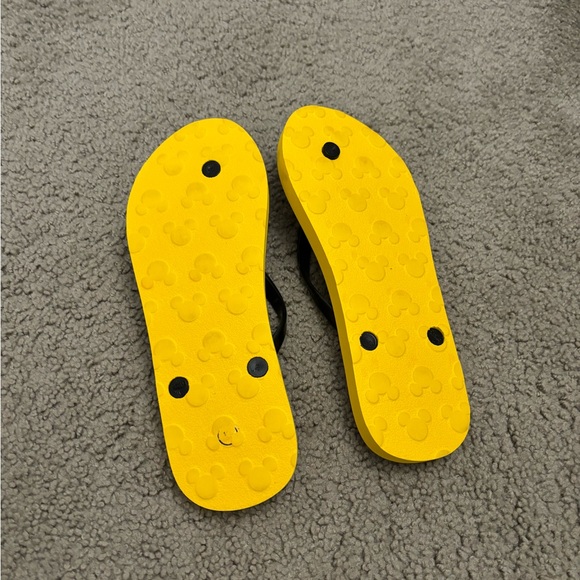 Disney Slippers Women size 10 - Picture 3 of 3